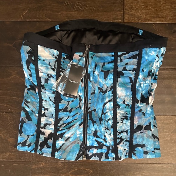‼️SOLD‼️NWT✅ Bebe corset adjustable top 💙🖤 - Picture 3 of 3